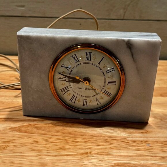 General Electric Other - Vintage Mid Century Marble General Electric GE Table Top Alarm Clock 7286A Works